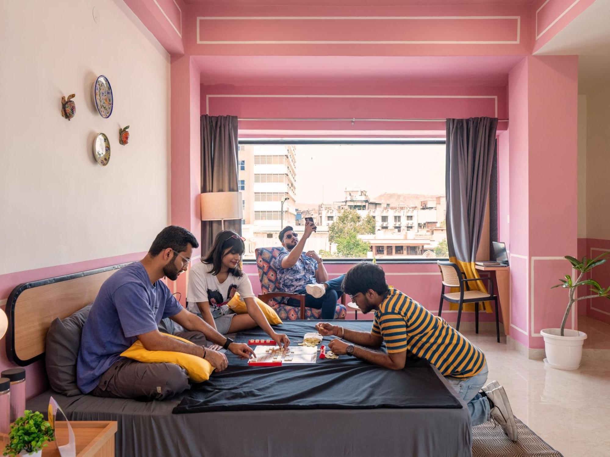 The Hosteller Jaipur, Mi Road Extérieur photo