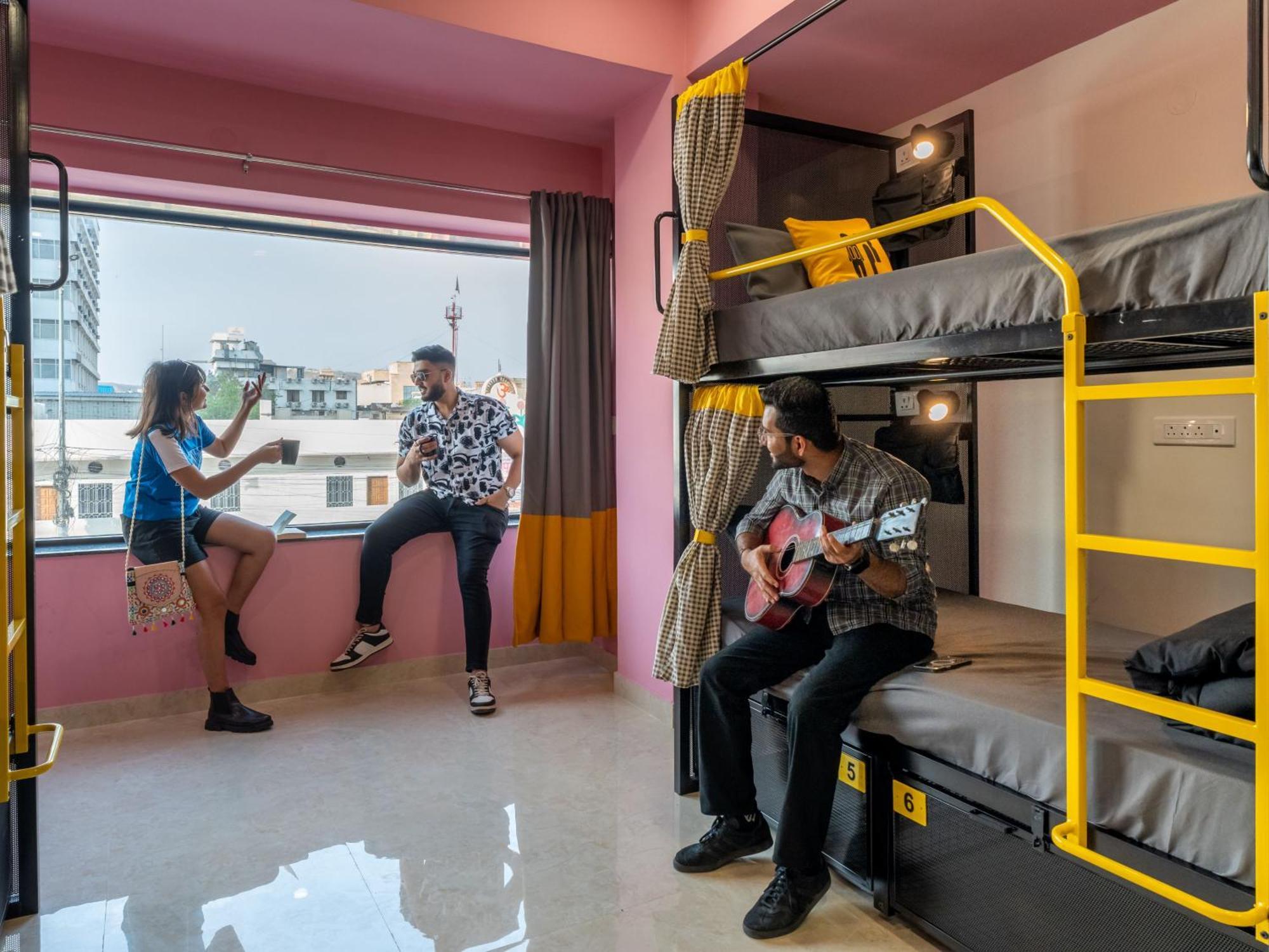 The Hosteller Jaipur, Mi Road Extérieur photo